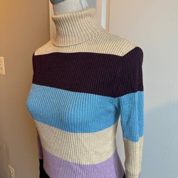 ❌SOLD❌ NY&CO Cool Metallic Striped Turtleneck Sweater - Size Medium - Picture 5 of 9